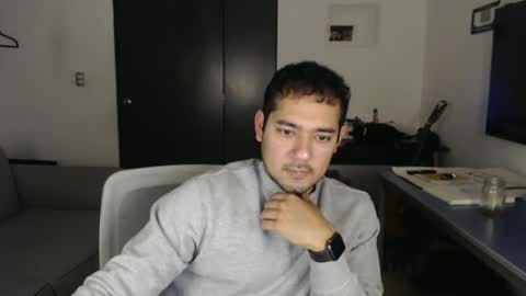 Snapshot of vajkito chatting on 01/27/25, 12:33 vajkito online show from 01/27/25, 12:33