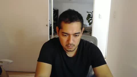 Snapshot of vajkito chatting on 10/10/25, 04:00 vajkito online show from 10/10/25, 04:00