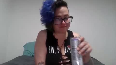 valarieak online show from 09/18/25, 07:38