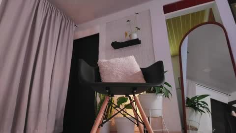 Snapshot of valcamtina chatting on 05/04/26, 04:14 Valentina Tina Val - 30 OFF 0nlyfanz online show from 05/04/26, 04:14