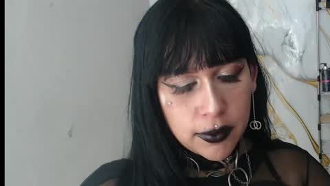 valen_ross7 online show from 04/24/26, 08:39