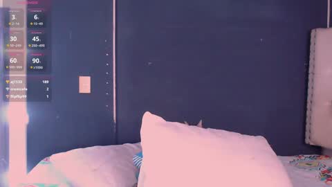 Snapshot of valen_thompson chatting on 12/22/24, 02:39 IG-valen mendoza99 twitter valenthompson99 online show from 12/22/24, 02:39