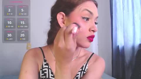 IG-valen mendoza99  twitter valenthompson99 online show from 11/25/25, 06:41