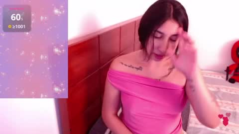 Snapshot of valen_tina33 chatting on 06/12/26, 03:55 Valentina online show from 06/12/26, 03:55