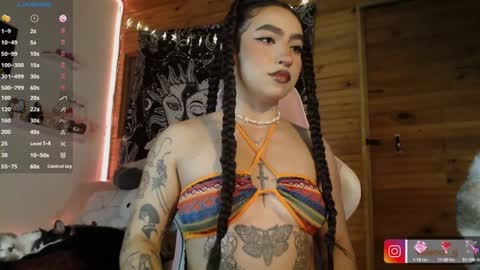 Snapshot of valenor_ chatting on 02/06/25, 03:06 valentina online show from 02/06/25, 03:06