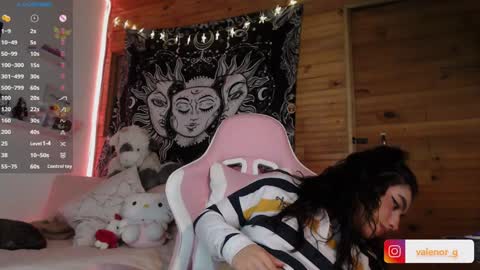 Snapshot of valenor_ chatting on 02/08/25, 06:12 valentina online show from 02/08/25, 06:12