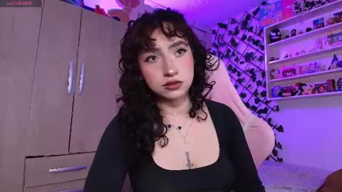 Snapshot of valenor_ chatting on 07/17/26, 03:02 valentina online show from 07/17/26, 03:02
