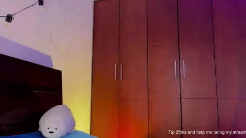   Valentin  independent Cam Boy     online show from 12/29/24, 11:18