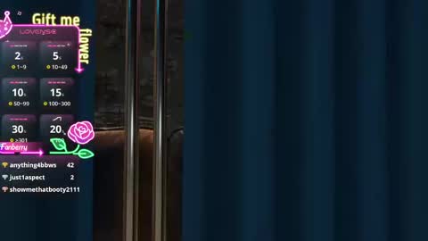 Valentia online show from 10/08/25, 01:58