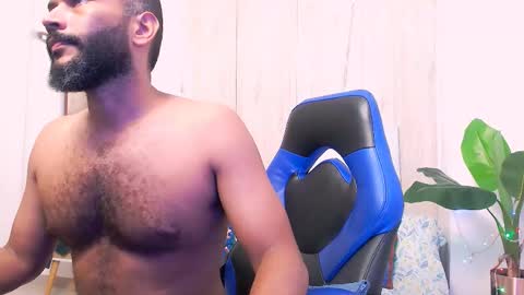 Valentine online show from 12/13/24, 06:49