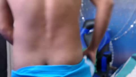 Valentine online show from 12/18/24, 05:00