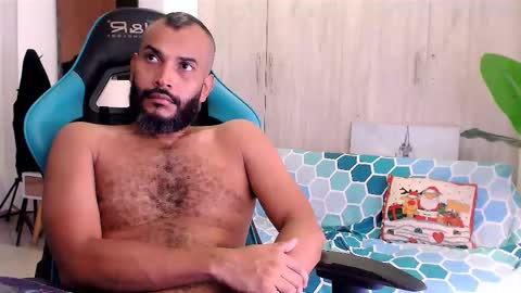 Valentine online show from 12/23/24, 06:05