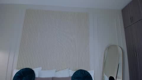 Valentina Torres online show from 01/13/26, 01:11