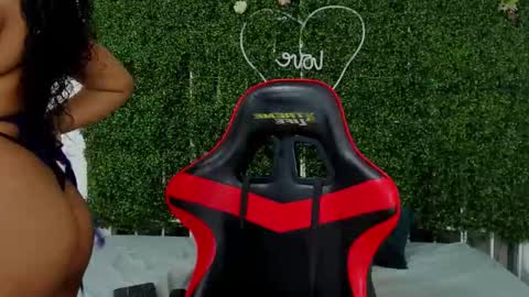 Valentina online show from 12/04/25, 04:44