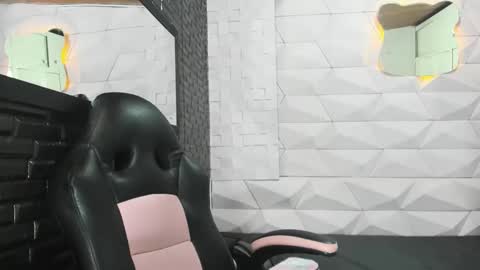 Valentina online show from 01/08/25, 08:39