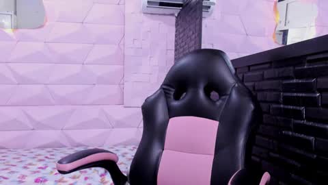 Valentina online show from 02/23/25, 02:18