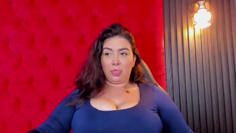 Valentina online show from 11/07/25, 07:36