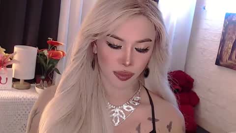 Amanda online show from 10/09/25, 03:37