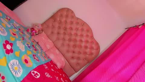 Snapshot of valentina_horny777 chatting on 07/15/26, 07:30 valentina_horny777 online show from 07/15/26, 07:30