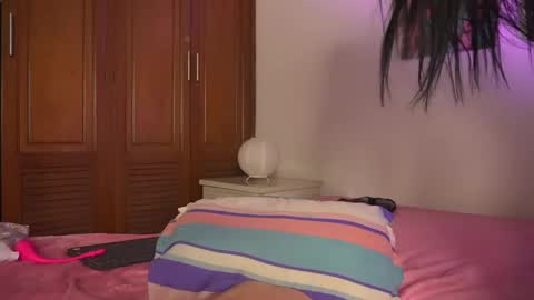 VALENTINA online show from 04/15/26, 03:19