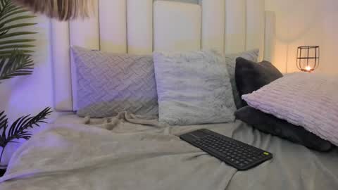 VALENTINA  online show from 01/08/25, 01:32