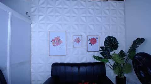 Valentina  online show from 09/23/25, 10:24