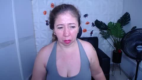 Valentina  online show from 10/12/25, 09:03