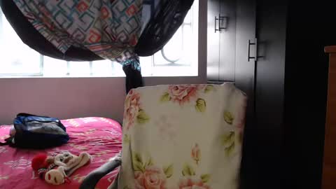 Snapshot of valentina_nappi96 chatting on 02/02/25, 04:43 VALE online show from 02/02/25, 04:43