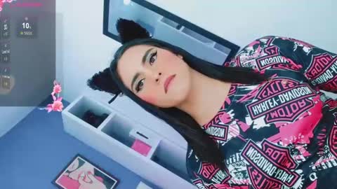 Snapshot of valentina_princess_ chatting on 03/10/25, 05:43 valentina_princess_ online show from 03/10/25, 05:43