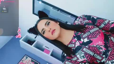 Snapshot of valentina_princess_ chatting on 03/10/25, 08:48 valentina_princess_ online show from 03/10/25, 08:48