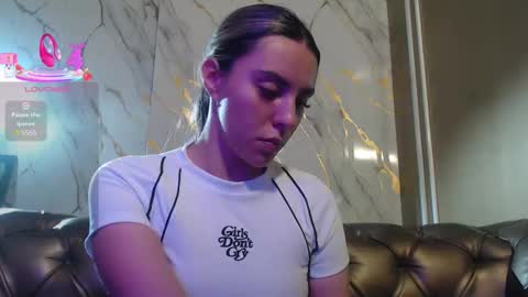 Valentina online show from 10/10/25, 02:38