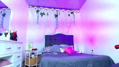 valentina_y_sneiderr online show from 07/02/26, 12:43