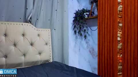 Snapshot of valentinaa_07 chatting on 04/28/26, 02:38 valentinaa_07 online show from 04/28/26, 02:38