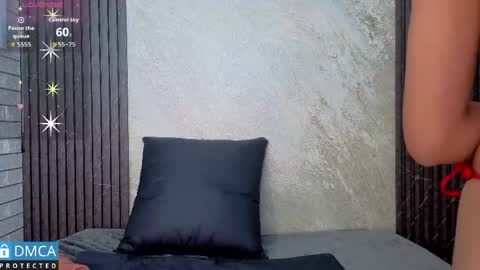Snapshot of valentinaa_07 chatting on 05/29/26, 07:23 valentinaa_07 online show from 05/29/26, 07:23
