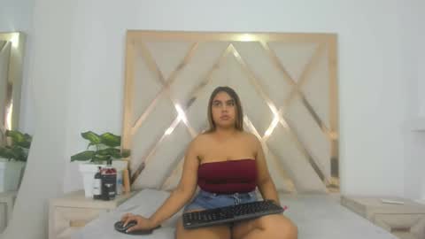 valentinaasm online show from 03/27/26, 12:16