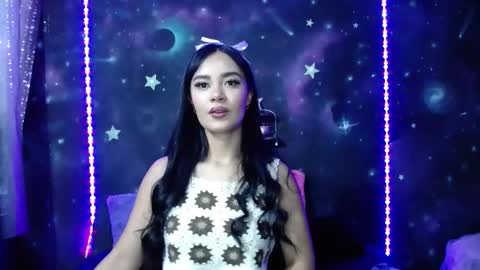 valentinarojass_ online show from 02/18/26, 01:51