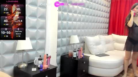 Snapshot of valentinasu chatting on 12/04/24, 01:09 Valentina online show from 12/04/24, 01:09