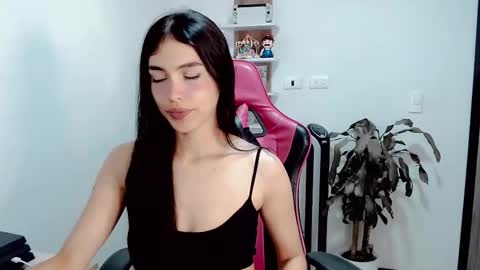 Valentina  online show from 11/07/25, 12:10