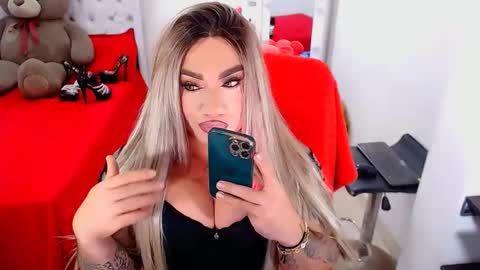    online show from 10/05/25, 12:53
