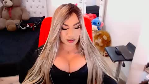    online show from 10/08/25, 10:40