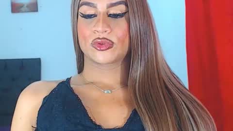 VALENTINA   online show from 01/14/25, 01:47