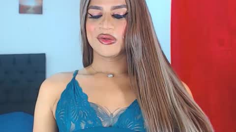 VALENTINA   online show from 02/23/25, 02:51