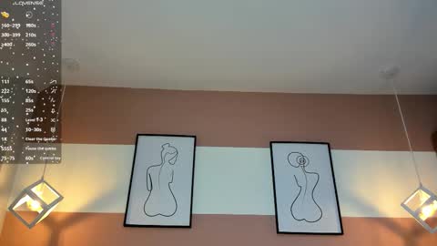 Mia  online show from 12/17/25, 08:26