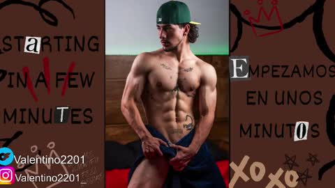 valentino online show from 02/12/25, 02:14