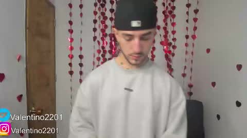 valentino online show from 02/20/25, 12:30