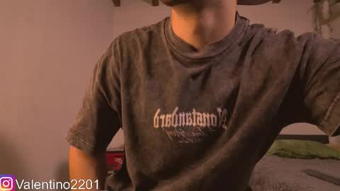 Valentino - 15 OFF valentino2201 online show from 05/10/26, 01:11