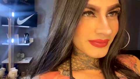 Snapshot of valentino_bs chatting on 02/18/26, 05:53 valentino_bs online show from 02/18/26, 05:53