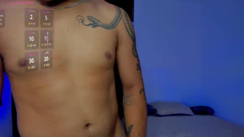 Snapshot of valentino_santos chatting on 10/25/25, 06:13 valentino santos online show from 10/25/25, 06:13