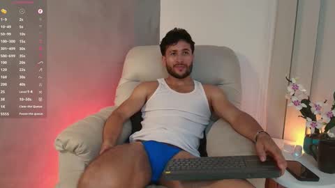 Snapshot of valentinoford chatting on 03/12/25, 05:46 Valentino online show from 03/12/25, 05:46