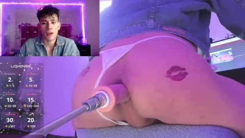 Snapshot of valentinomoreti chatting on 03/03/25, 05:42 Valentino online show from 03/03/25, 05:42